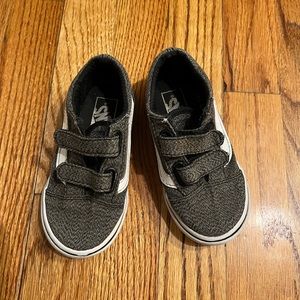 Toddler canvas Velcro vans